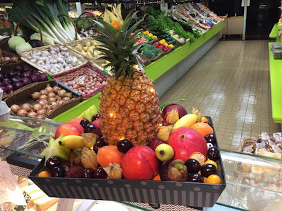 Cours Des Halles Saint Sever Primeur - Fruits Et Légumes à Rouen