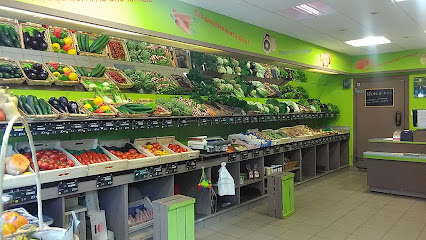 Cours Des Halles - Fruits Et Légumes Primeur - Fruits Et Légumes à Champigneulles