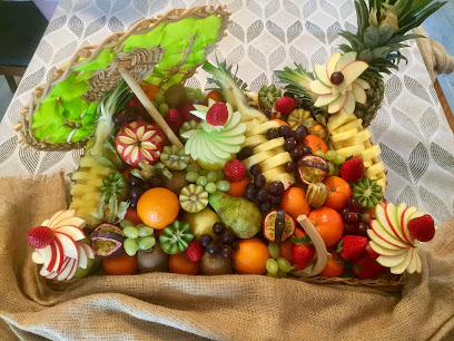 Aux Quatre Saisons Bellac - Ledorat Et Son Service Traiteur L'atelier De Cédric Primeur - Fruits Et Légumes à Bellac