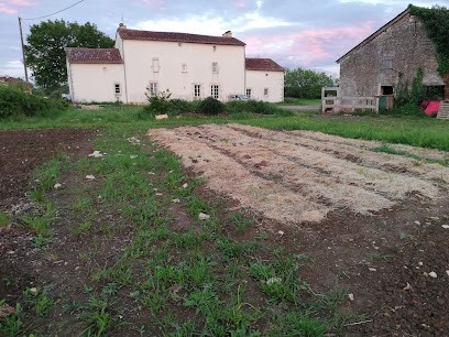Le Potager De Lombric Et Collembole, Primeur Fruits et Légumes à Mauprévoir